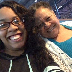 Meet your Posher, Lanecia